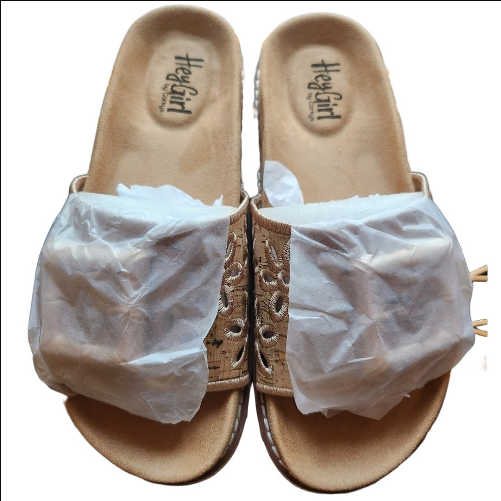 NIB Corkys Hey Girl Slides